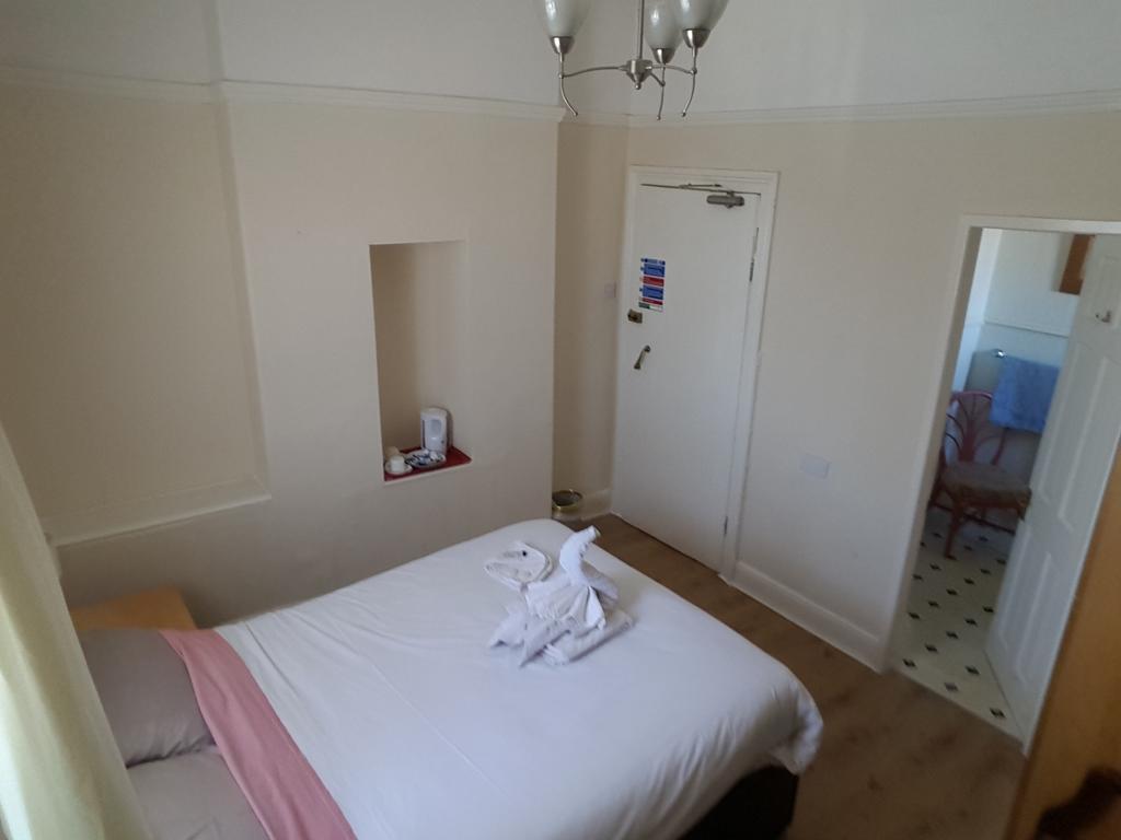 Kensington Hotel Rhyl Extérieur photo